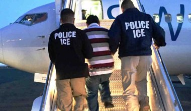 Свыше 515 тыс. мигрантов депортировали из США