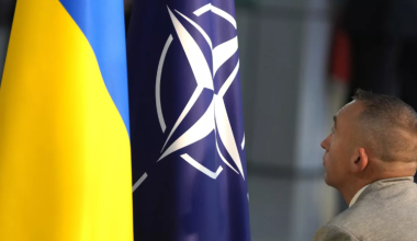 НАТО может выделить Украине до $15 млрд