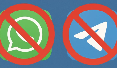 Aitu вместо WhatsApp: родители жалуются на школьные запреты