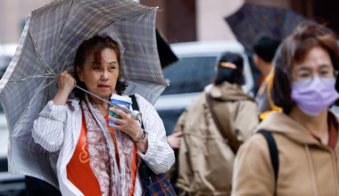 Тайвань эвакуирует 3 000 человек перед приближением тайфуна “Фун-вонг”