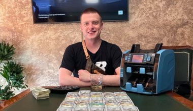 Известного блогера Mellstroy заочно арестовали в Казахстане