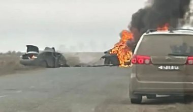 Лобовое столкновение: восемь человек погибли в страшном ДТП в ЗКО