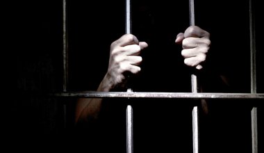 Осуждённый в Казахстане мужчина напросился в российскую тюрьму