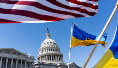 США грозят остановить помощь Украине