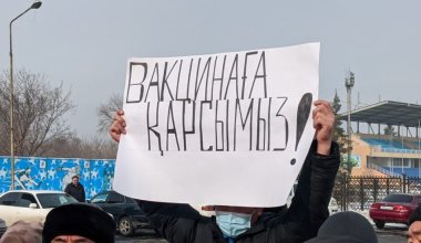 Резкий рост отказов от вакцинации детей фиксируется в Казахстане