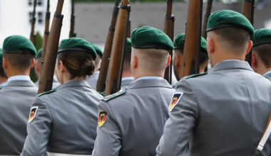 WSJ: НАТО готовит переброску 800 тыс. военных на восток