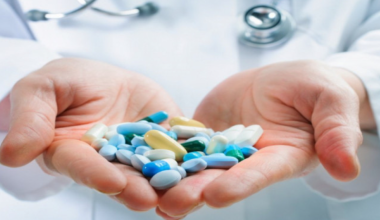 Беременные казахстанки пожаловались на отмену бесплатных лекарств