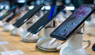 Импорт смартфонов в Казахстане резко вырос в сентябре