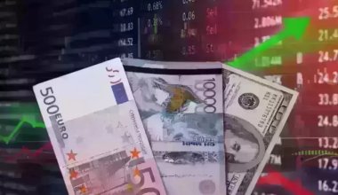 Сколько стоят доллар, евро и рубль в обменниках Казахстана