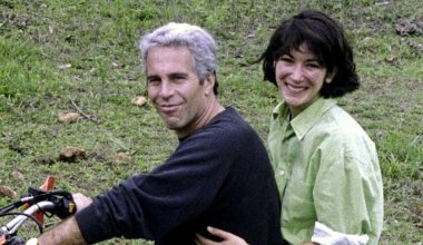 Дело Эпштейна: суд обязал Минюст рассекретить часть материалов