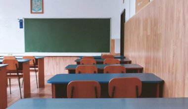 Павлодарских школьников переведут на дистанционку