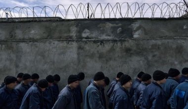 Как казахи оказались в лагере для военнопленных в Украине