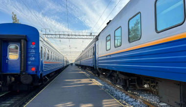 В Казахстане поезд насмерть сбил четырех рабочих