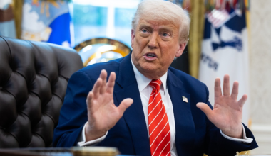 Трампа призвали не вмешиваться в демократию Европы