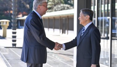 Император Нарухито встретил Токаева во дворце в Токио