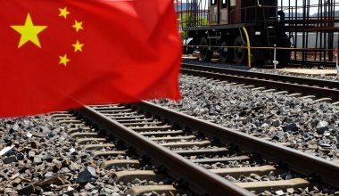 Китай выделит $2,3 млрд на строительство ж/д маршрута без участия Казахстана