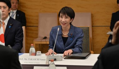 “Эмоционально раскрепощена”: Как Токаев удивил премьер-министра Японии