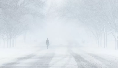 По всему Казахстану объявили штормовое предупреждение