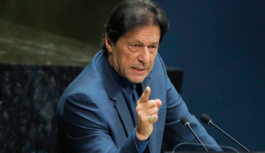 Экс-премьер Пакистана получил еще 17 лет тюрьмы из-за подарка принца