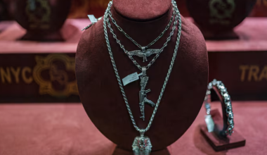 Золото, серебро и платина достигли рекордных значений: что толкает цены вверх