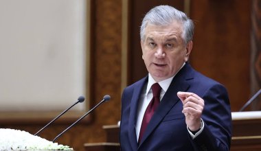 Блогера отправили в тюрьму за оскорбление президента в Узбекистане