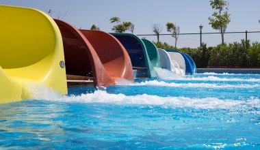 Аквапарк в Атырау оштрафовали после отравления детей хлором