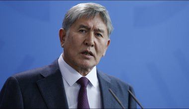 "Его лишили всех привилегий": почему у Атамбаева забрали все госнаграды