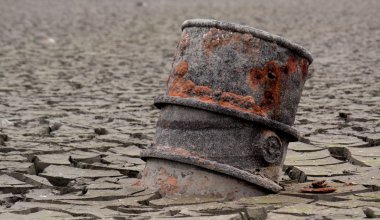 Из-за атак на КТК добыча нефти в Казахстане обрушилась на треть