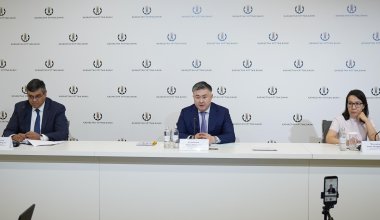 Падают доходы и зарплаты казахстанцев: глава Нацбанка назвал причину