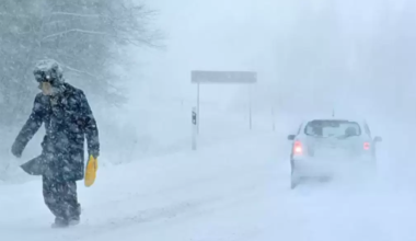 В 16 регионах Казахстана объявили штормовое предупреждение
