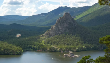 Земельные участки в Бурабае хотят отдать в аренду