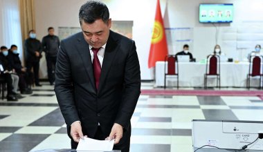 Юридическая коллизия: кто возглавит Кыргызстан при досрочной отставке президента?