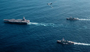 Наращивают армаду? США перебросят на Ближний Восток второй авианосец