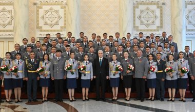 Казахстанским спецназовцам вручили награды: особо отмечена женская сборная