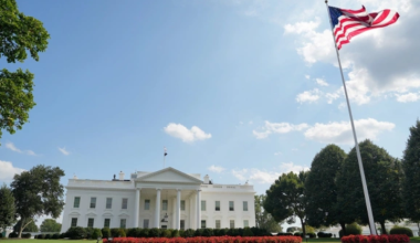 Трамп продлил санкции против России из-за Крыма еще на год