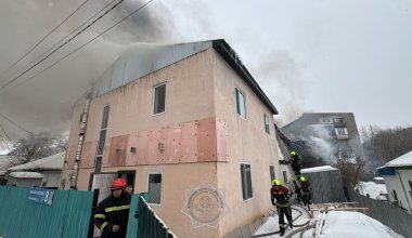 Повышенный ранг: в Астане разгорелся пожар