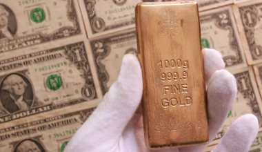 Драгметаллы растут в цене из-за повышенного спроса на “безопасные активы”