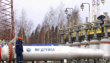 Орбан потребовал от Зеленского возобновить прокачку нефти по «Дружбе»