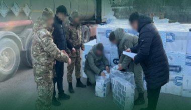 Контрабандные сигареты на 60 млн тенге пытались провезти в Казахстан