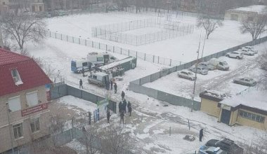 Тело мужчины нашли рядом со школой в Актобе