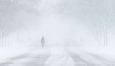 Почти по всему Казахстану объявили штормовое предупреждение