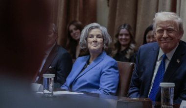 У главы аппарата Белого дома обнаружили рак