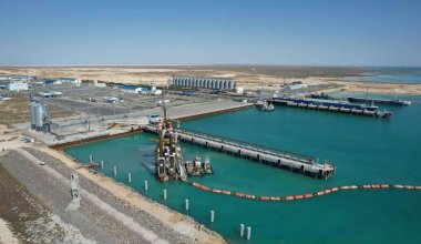 Китайские инвесторы зашли в морской порт Актау