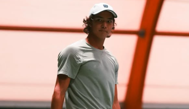 Казахстанский теннисист Омарханов взял титул в Монастире