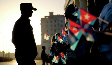 Куба готовится к возможной агрессии США и предупреждает о риске конфликта