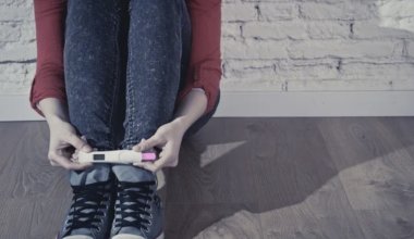 Скрывала беременность от родителей: студентке из Павлодара вынесли приговор