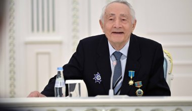 Альпинист Ерванд Ильинский получил звание «Қазақстанның Еңбек Ері»