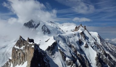 Пятеро подростков потерялись в горах Алматы