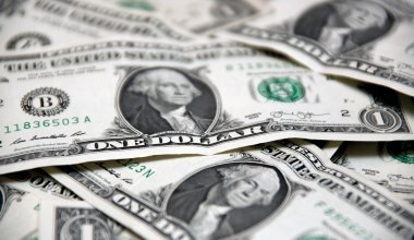 Сколько стоит доллар в Казахстане сегодня: курсы на 29 марта