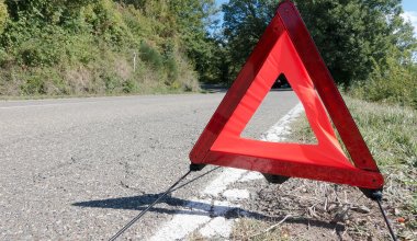 Двое маленьких детей погибли в ДТП в Атырау